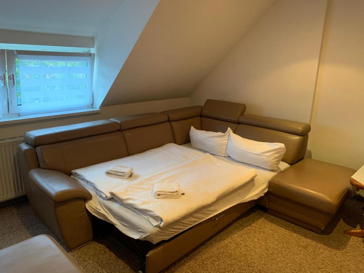 Hotel & Restaurant Schenk Von Landsberg Тойпиц Екстериор снимка