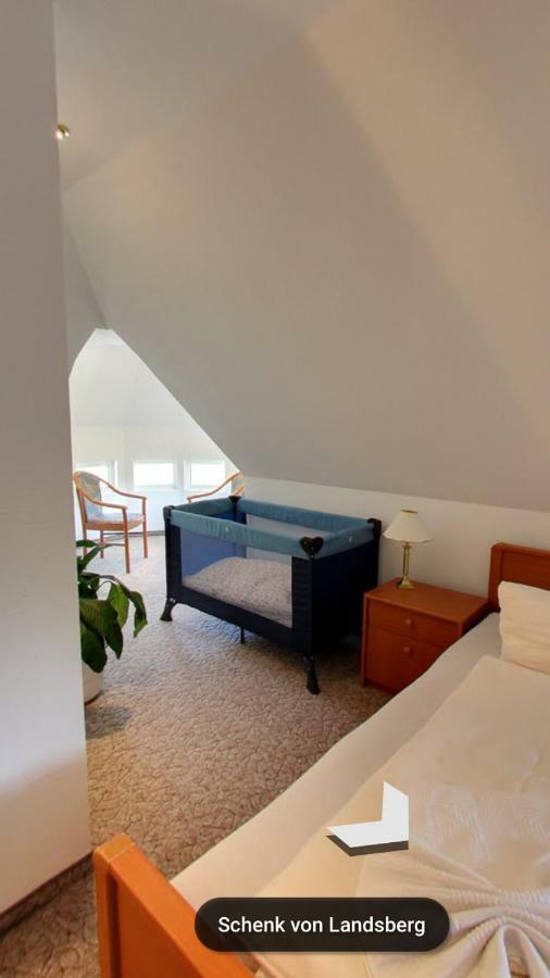 Hotel & Restaurant Schenk Von Landsberg Тойпиц Екстериор снимка