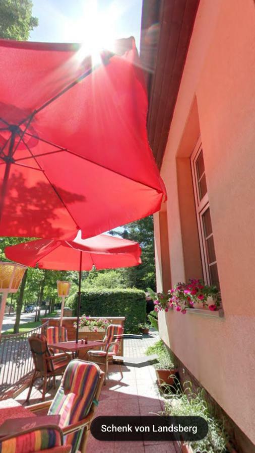 Hotel & Restaurant Schenk Von Landsberg Тойпиц Екстериор снимка