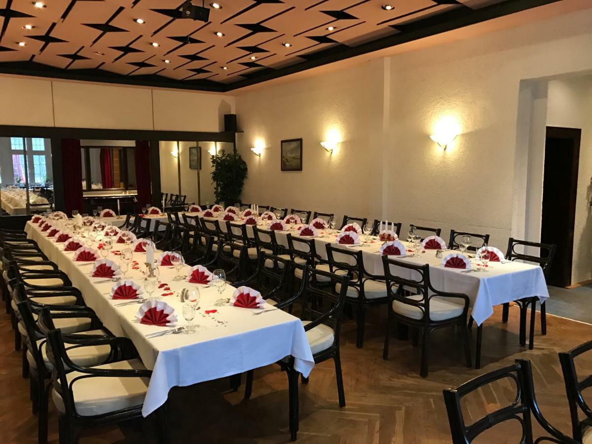 Hotel & Restaurant Schenk Von Landsberg Тойпиц Екстериор снимка